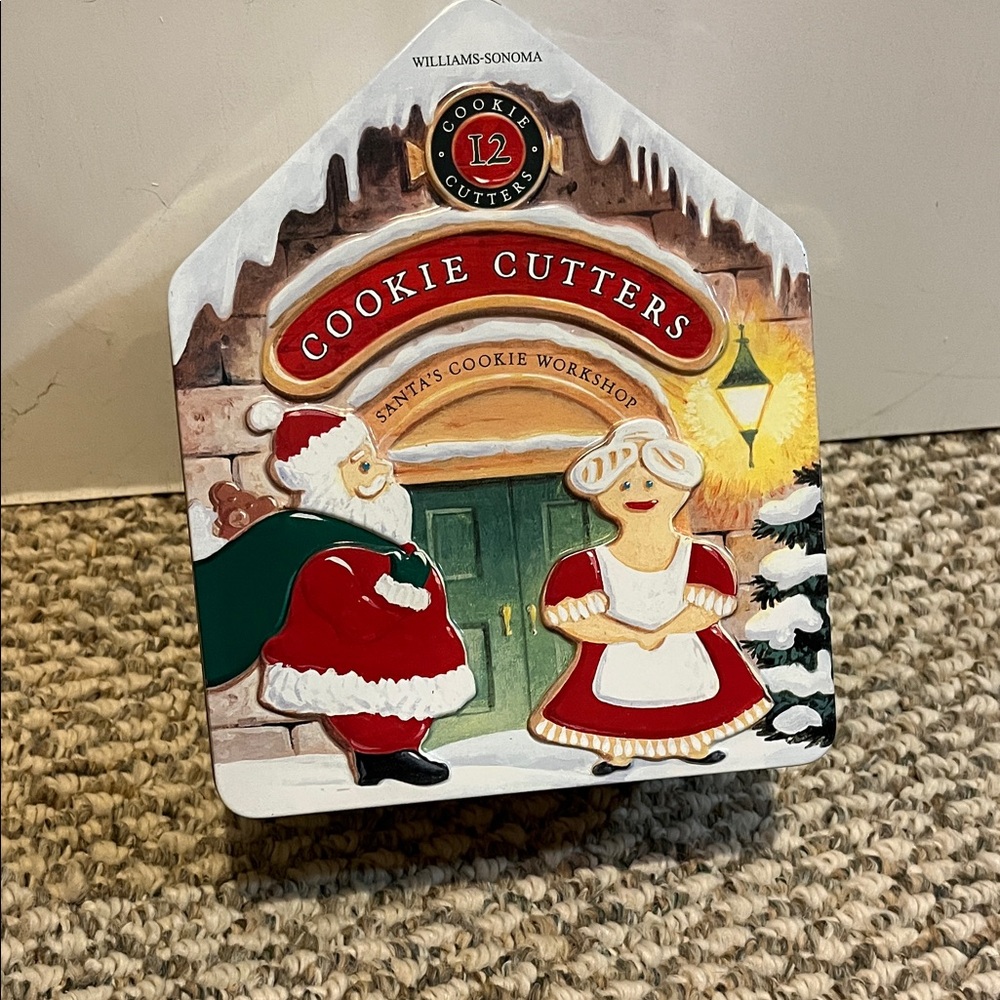 Williams Sonoma Festive Cookie Cutters Set